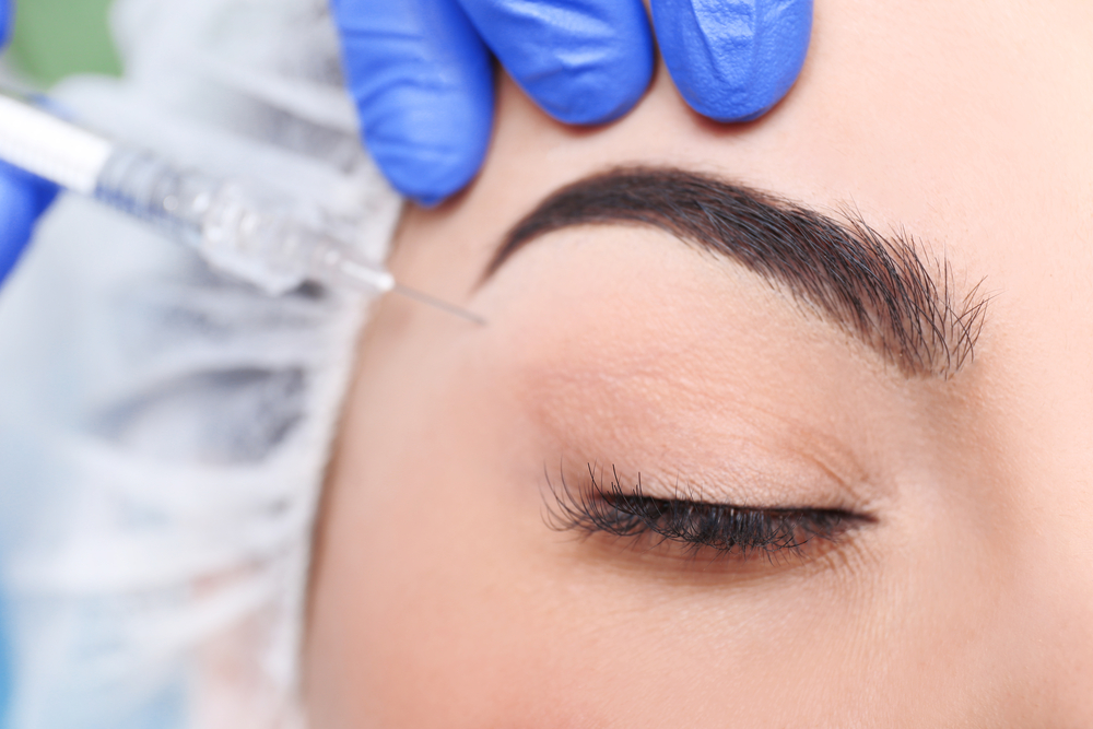 Does Botox Lift Eyebrows When It’s Merged With Blepharoplasty Surgery?